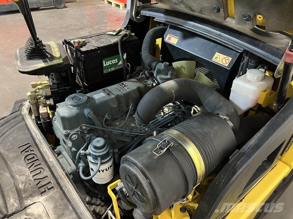Hyundai 33D-7 Stivuitor diesel
