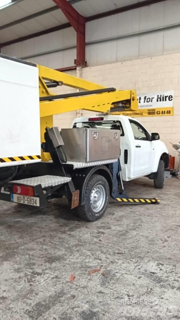 VERSALIFT LAT 135 Platforme aeriene montate pe camion
