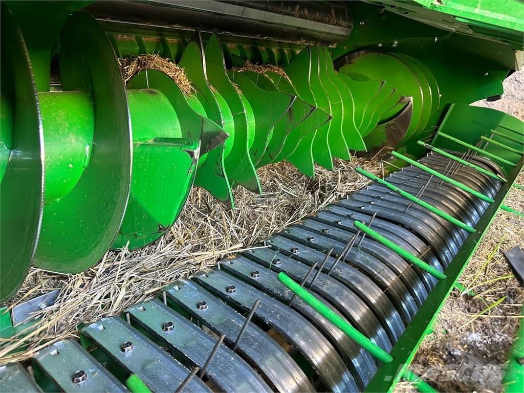 John Deere V461M Masina de balotat cilindric
