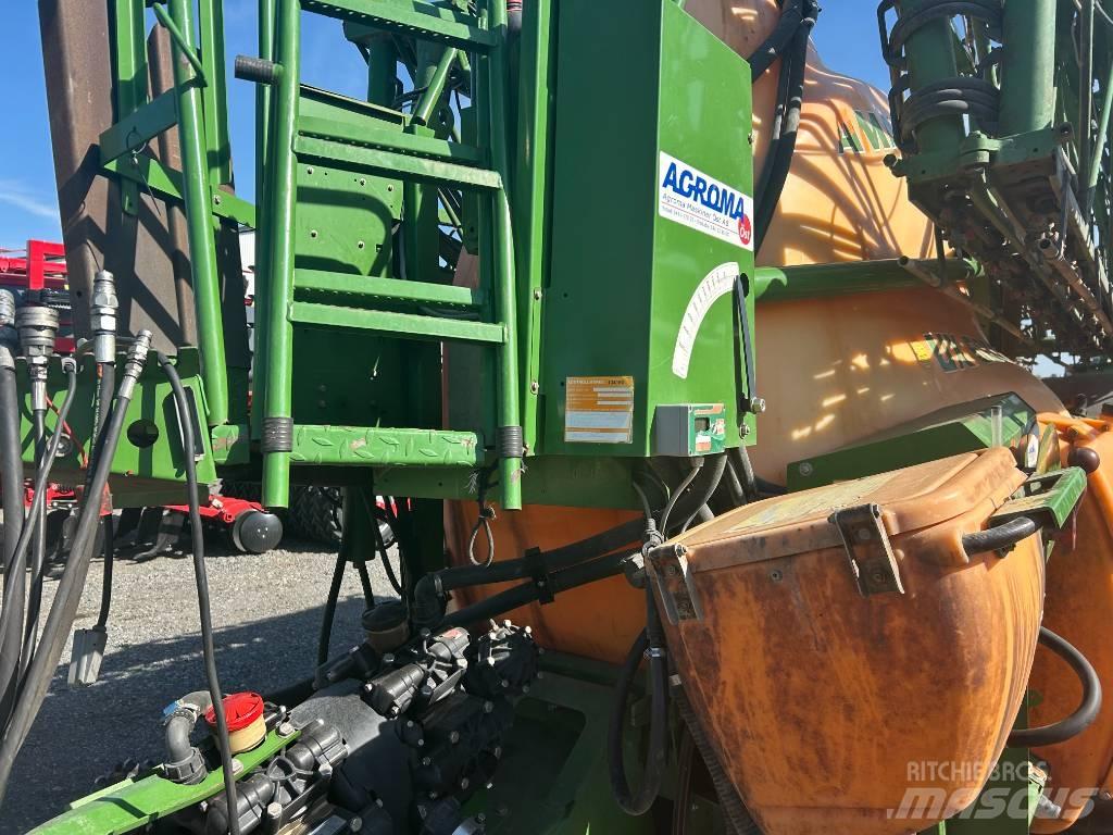 Amazone UX 5200 Tractoare agricole sprayers