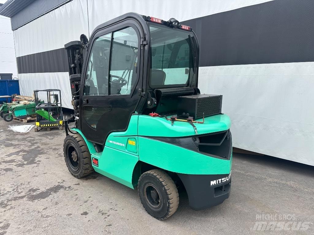 Mitsubishi FD 35 N Stivuitor diesel