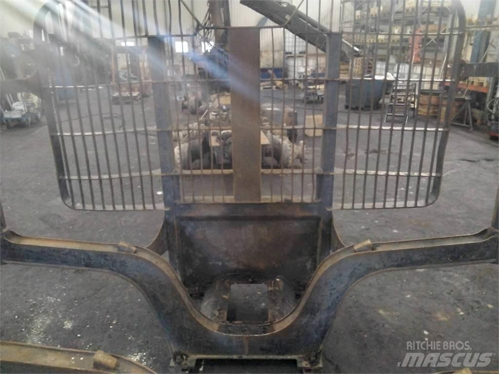 John Deere 1110E Alte componente