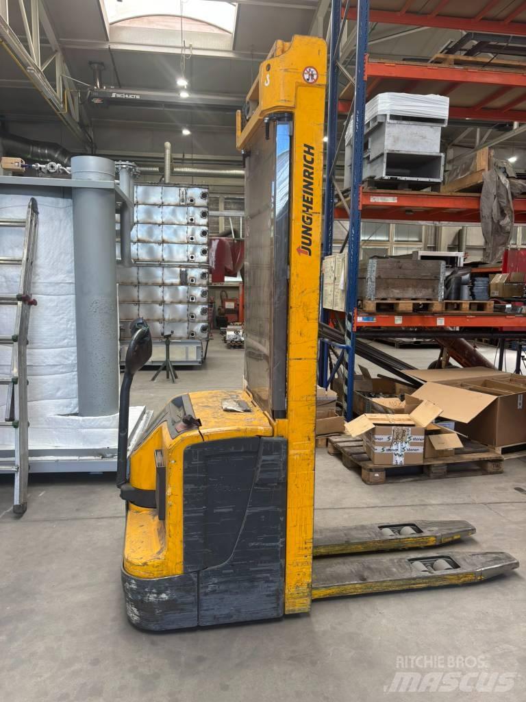 Jungheinrich EJC220 Transpaleta manuala