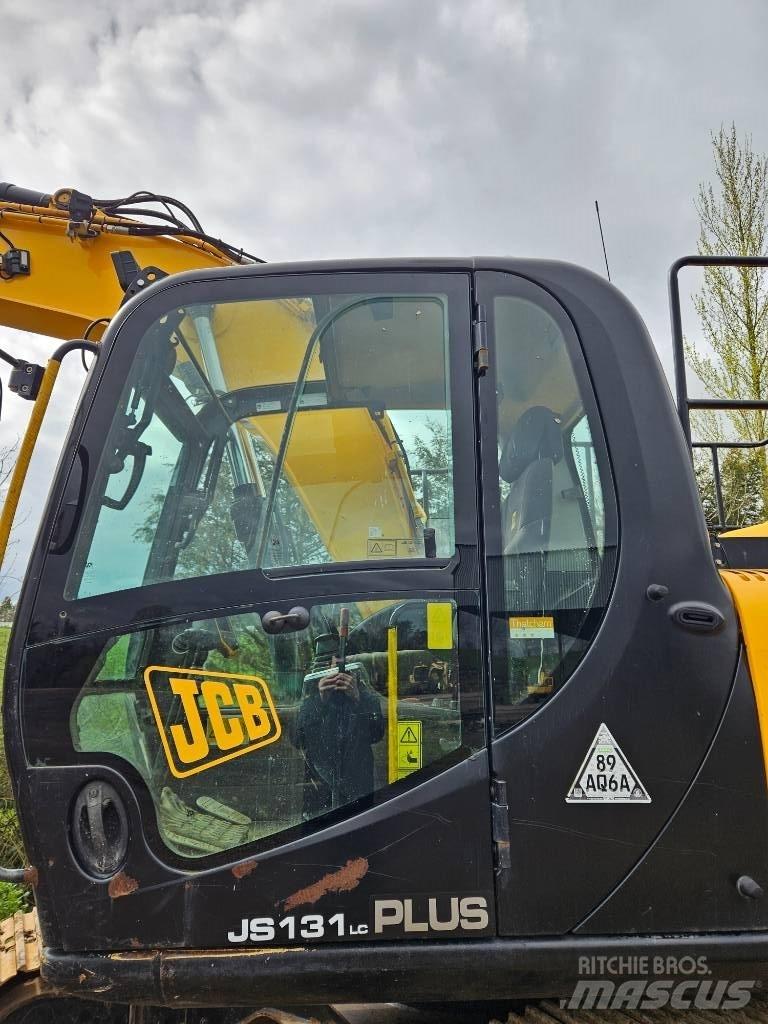 JCB JS 131 LC Excavatoare pe șenile
