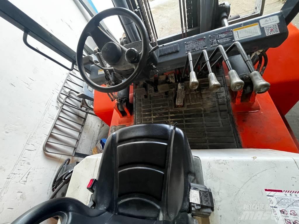 Heli K 100 Stivuitor diesel