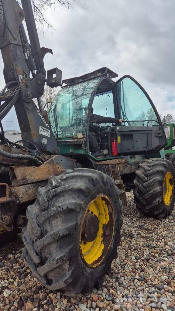 John Deere 870B Combine forestiere