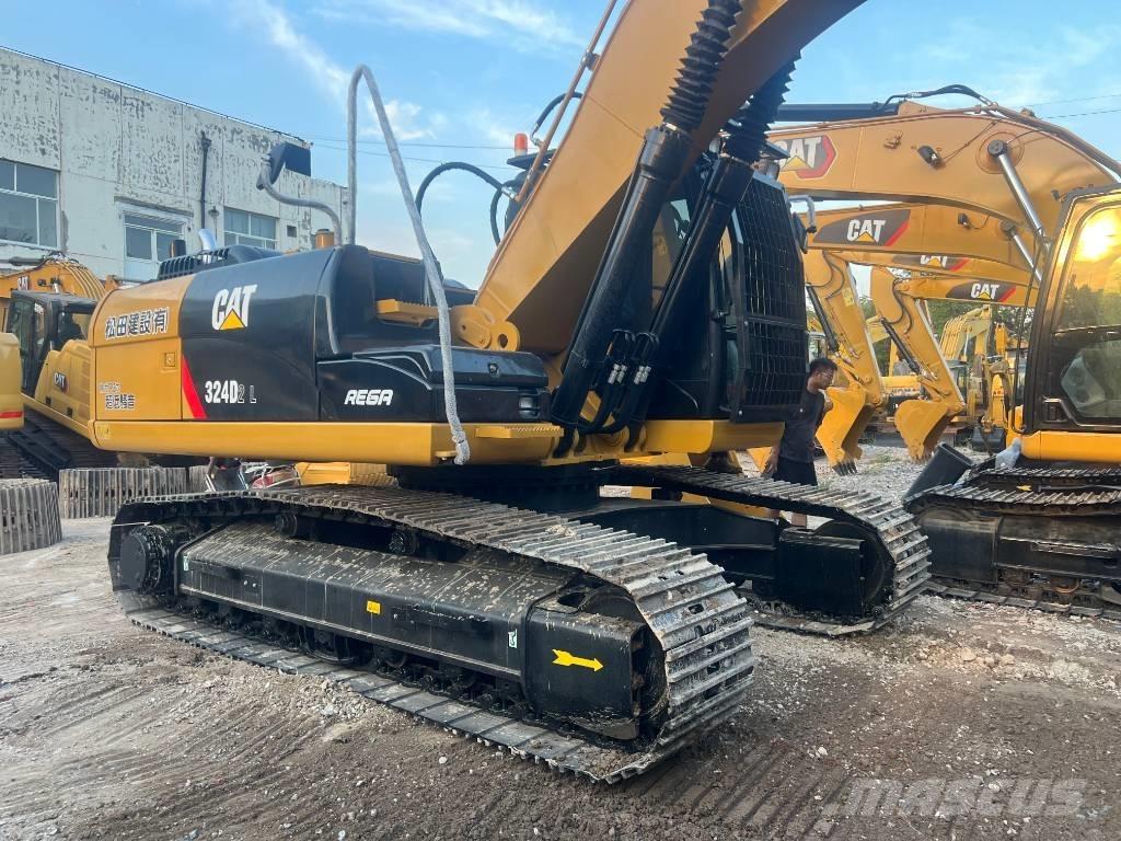 CAT 324 D2L Excavatoare pe șenile
