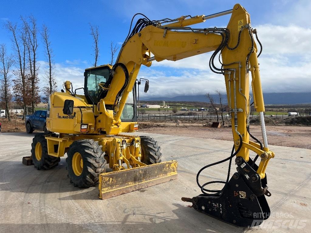 Komatsu PW 98 MR-8 Excavatoare cu roti