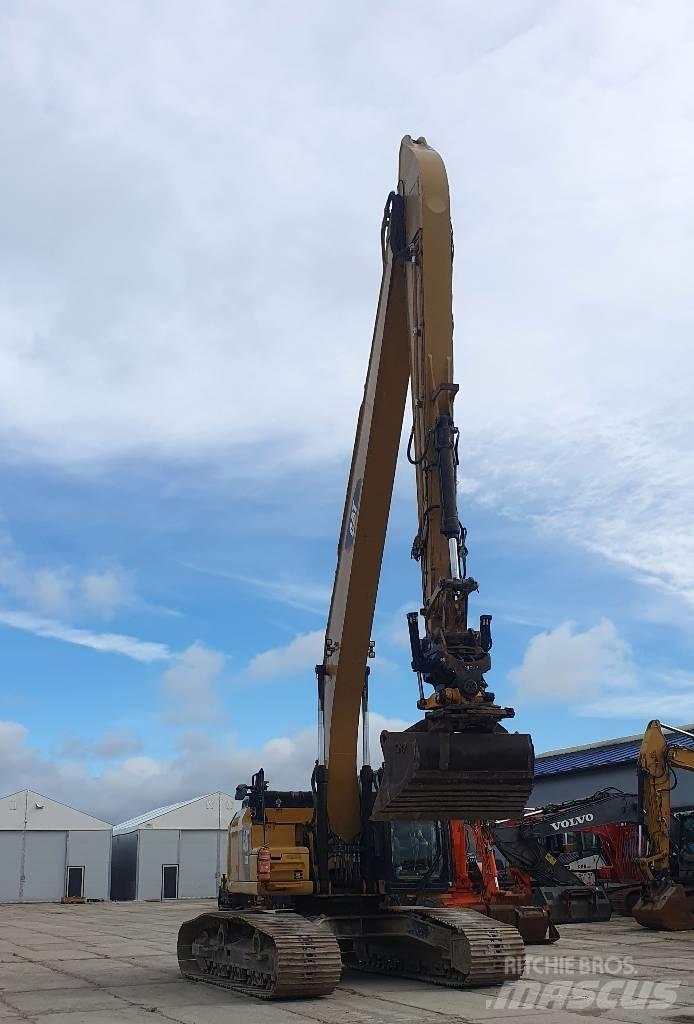 CAT 330 FLN Excavatoare cu brat lung