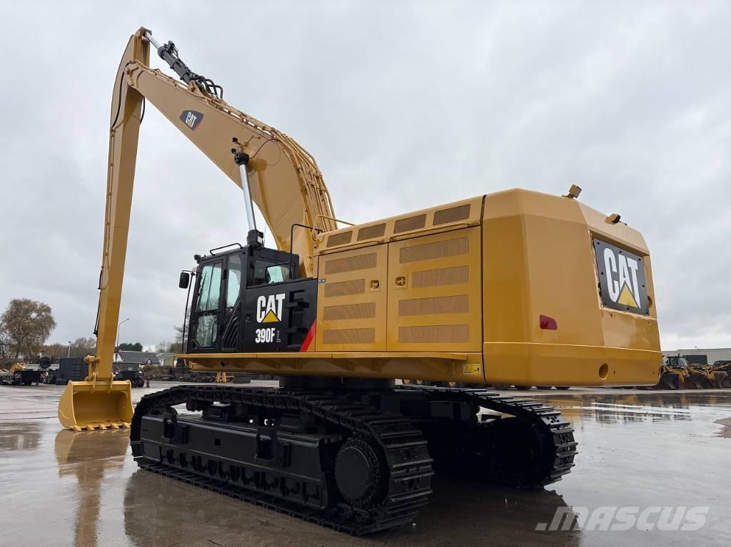 CAT 390F Long Reach Excavatoare cu brat lung