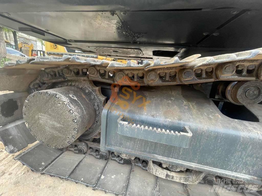 Hyundai 220 Excavatoare pe șenile
