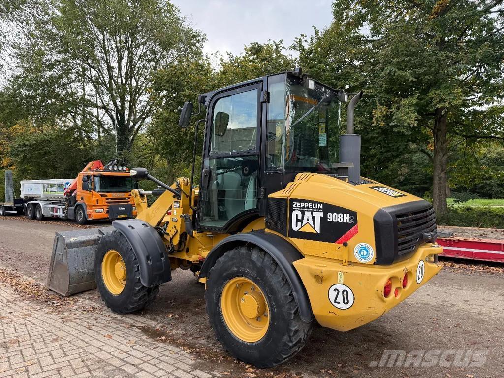 CAT 908H Incarcator pe pneuri