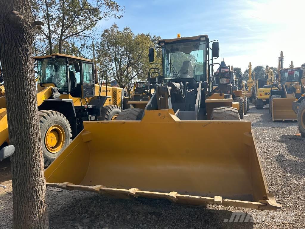 XCMG LW 500 GV Incarcator pe pneuri