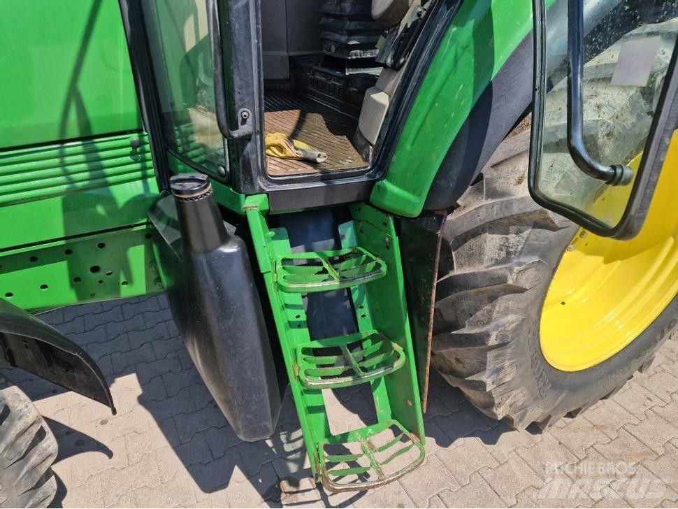 John Deere 6520 Tractoare