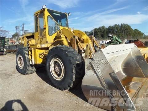 CAT 966 C Incarcator pe pneuri