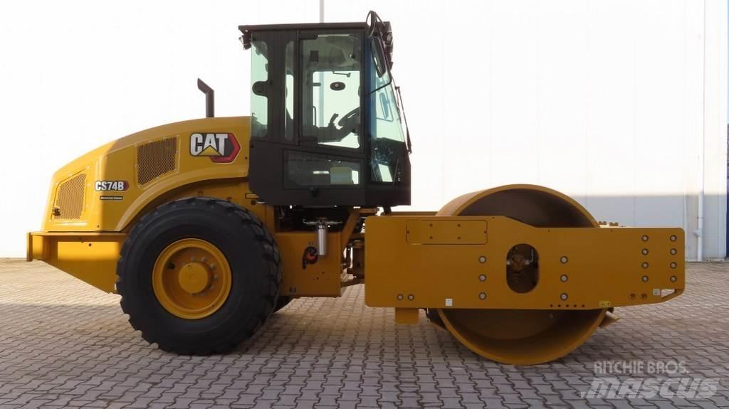 CAT CS 74 B Compactoare monocilindrice