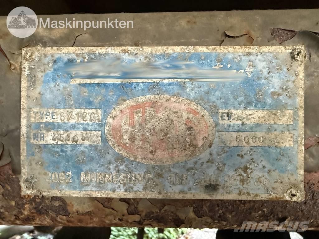 Volvo FL 611 Autobasculanta