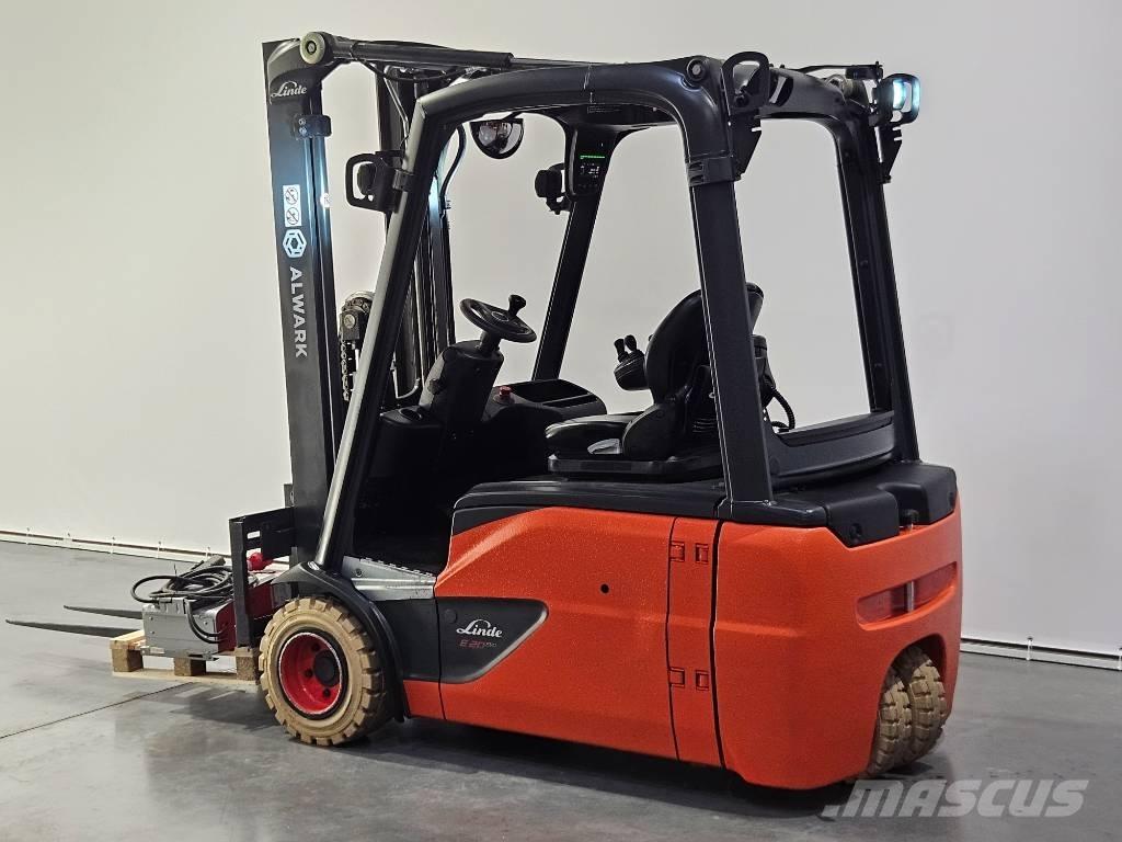 Linde E20L Stivuitor electric