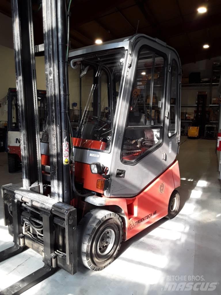 BT CBE 25 Stivuitor electric