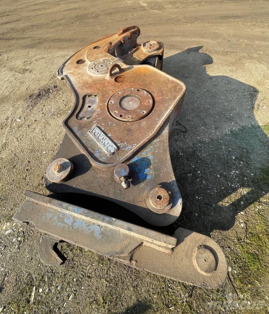 Okada osc Excavator