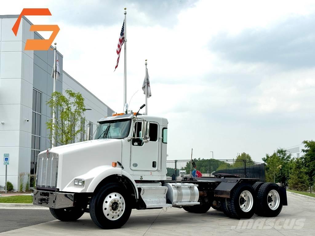 Kenworth T800 Autotractoare
