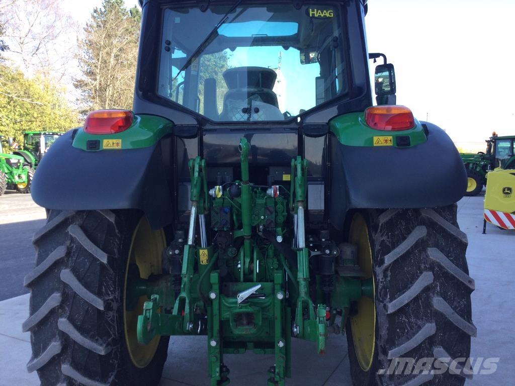 John Deere 6110M Tractoare