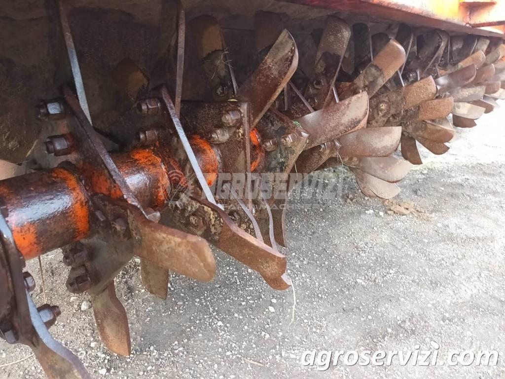  ZAPPATRICE COMER Alte masini si accesorii de cultivat