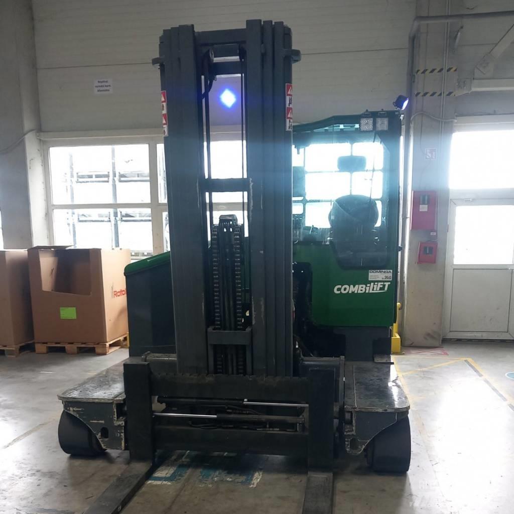 Combilift C 4000 E Stivuitoare cu patru brate