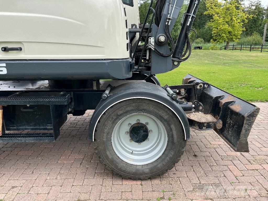 Terex Schaeff TW 95 Excavatoare 7t - 12t