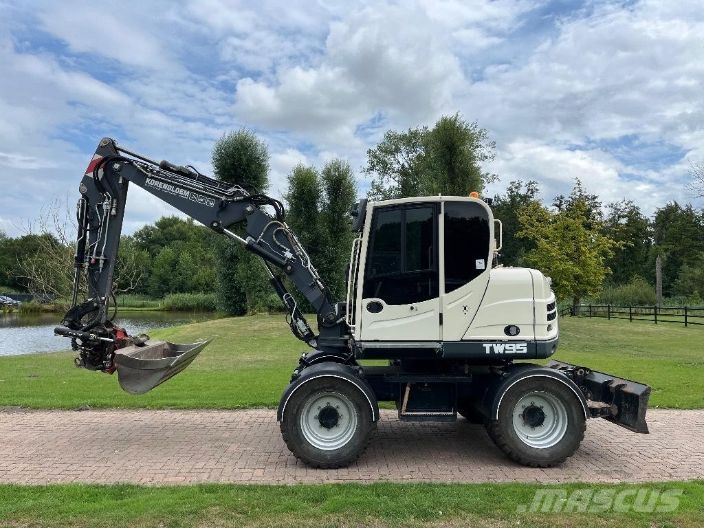Terex Schaeff TW 95 Excavatoare 7t - 12t