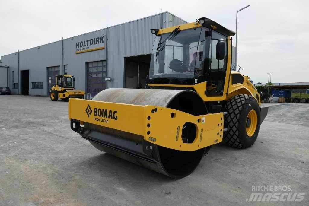 Bomag BW 213 DH-5 Compactoare sol