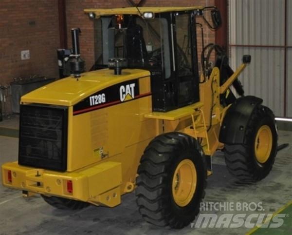 CAT IT28G Incarcator pe pneuri