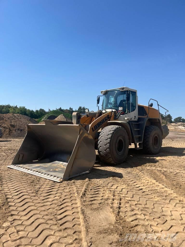 Liebherr L 576 Incarcator pe pneuri