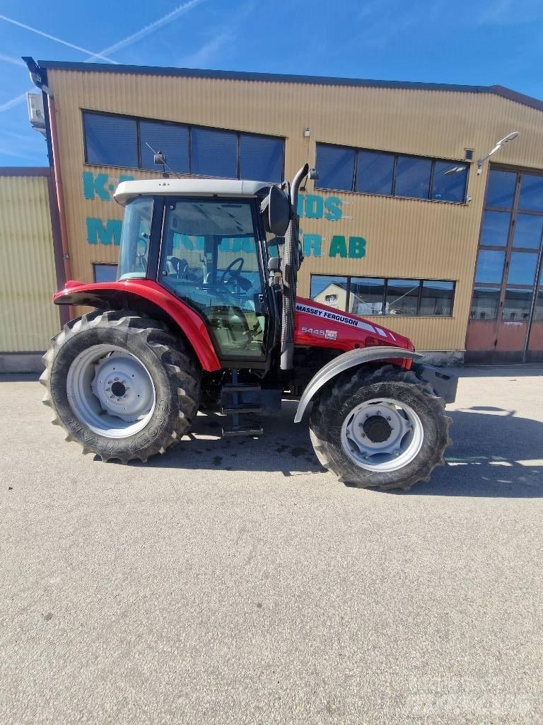 Massey Ferguson 5445 Tractoare