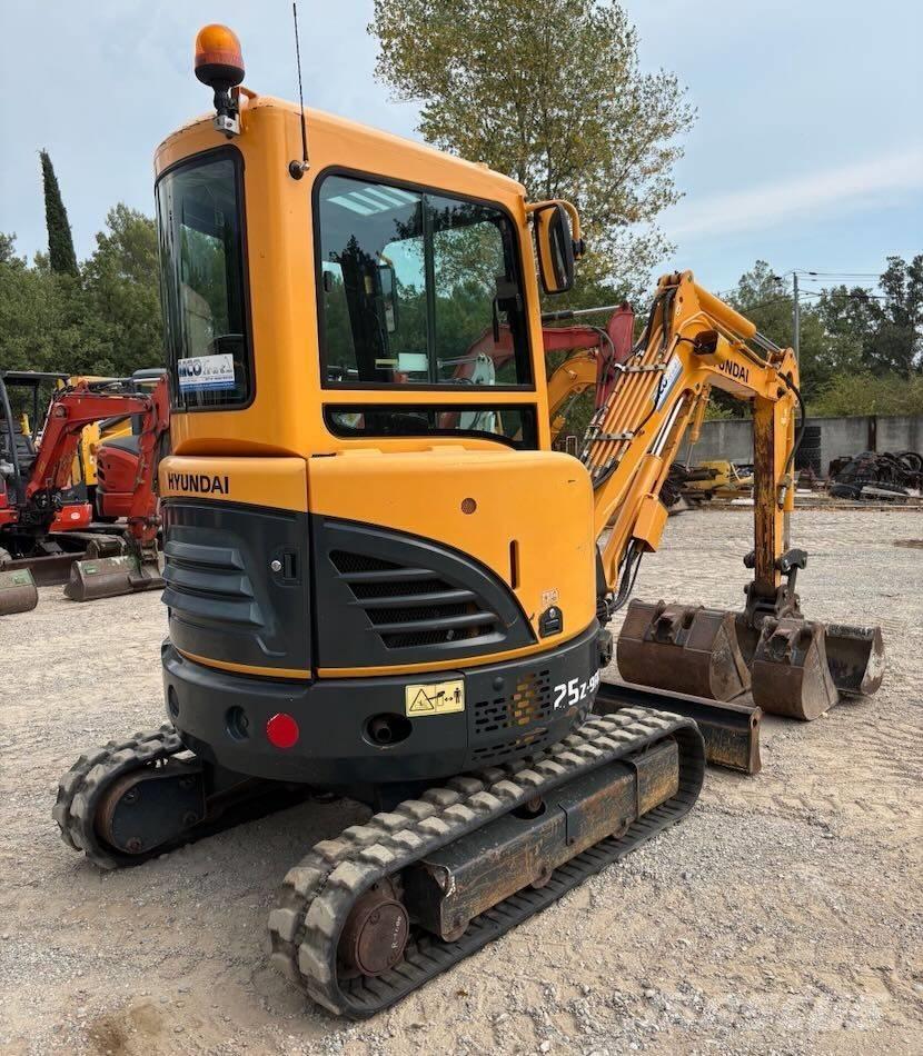 Hyundai R25Z-9 AK Mini excavatoare < 7t