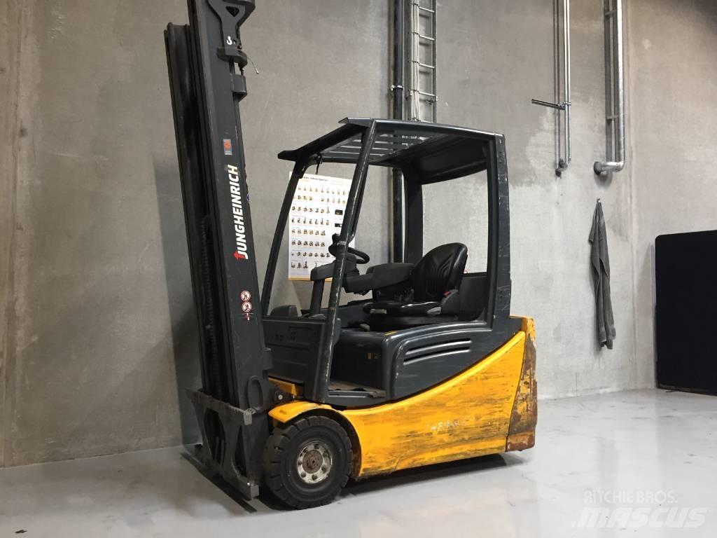 Jungheinrich EFG 216 Stivuitor electric