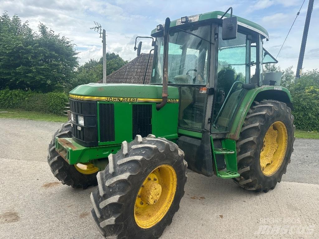 John Deere 6200 Tractoare