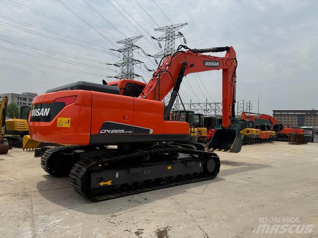 Doosan DX 225 LC-9C Excavatoare pe șenile
