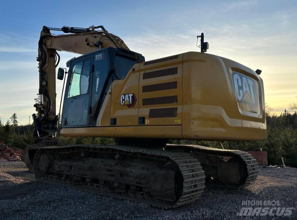 CAT 320 Excavatoare pe șenile

