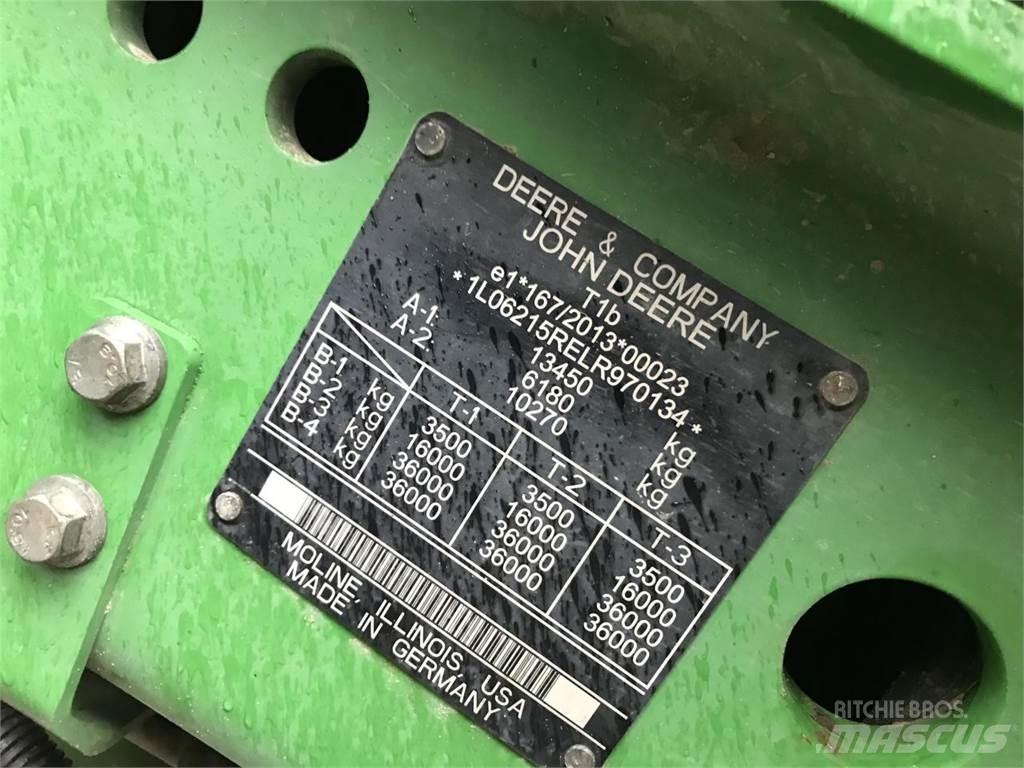John Deere 6215R Tractoare