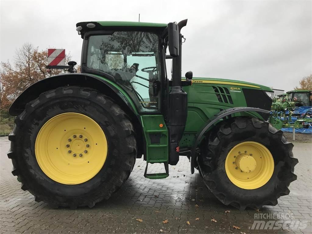 John Deere 6215R Tractoare
