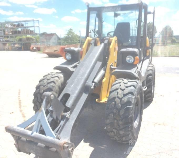 Mecalac AX 1000 Incarcator pe pneuri