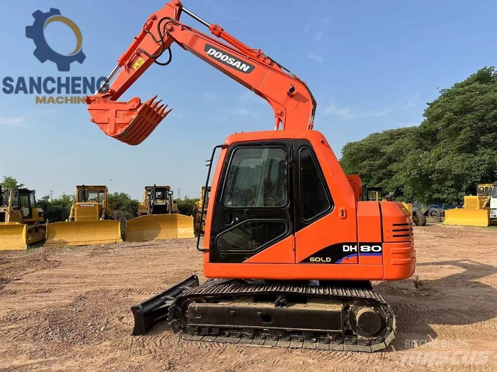 Doosan DH 80 Excavatoare 7t - 12t