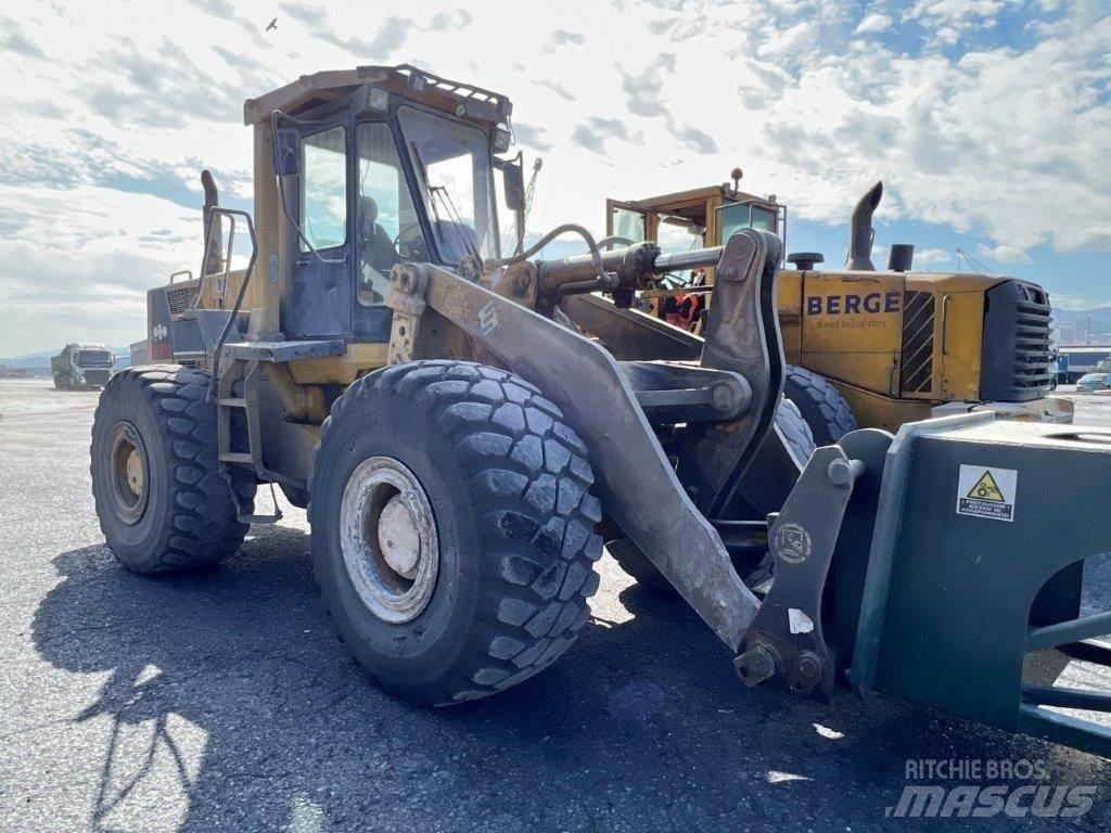 Komatsu WA 470-1 Incarcator pe pneuri
