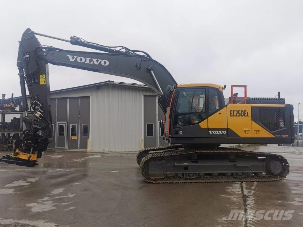 Volvo EC250EL Excavatoare pe șenile
