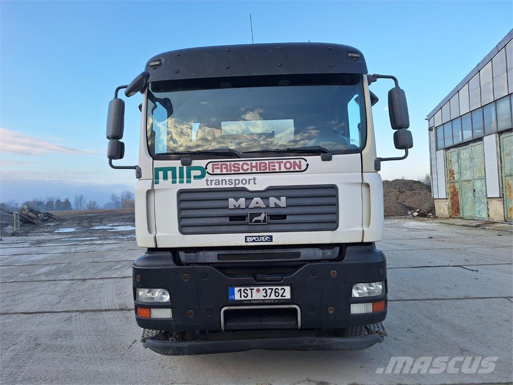 MAN TGA 35.400 8X4 Camion cabina sasiu