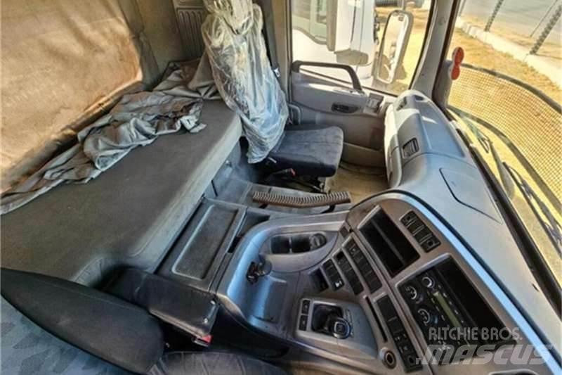 UD TRUCKS QUON Altele