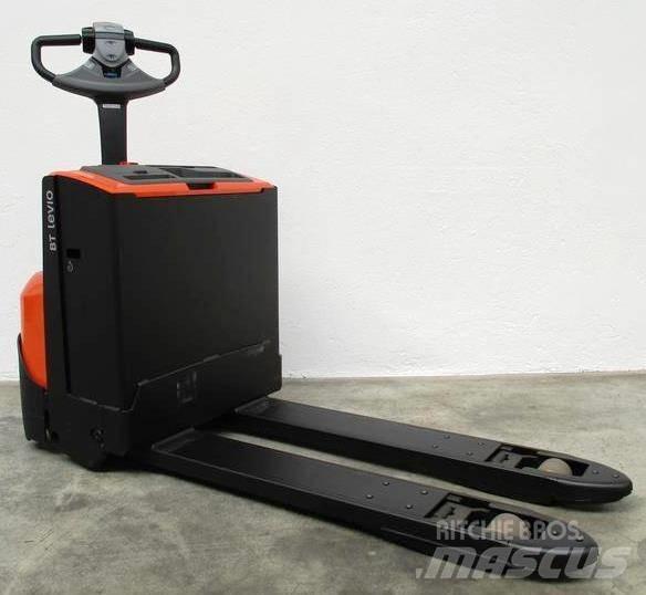 BT LWE 200 Transpaleta manuala