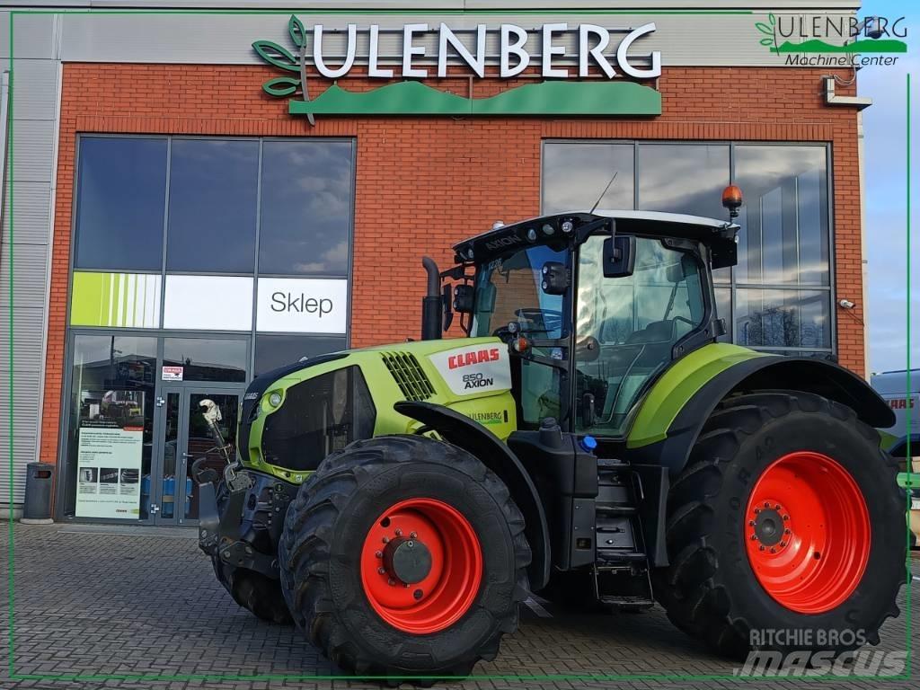 CLAAS Axion 850 Tractoare