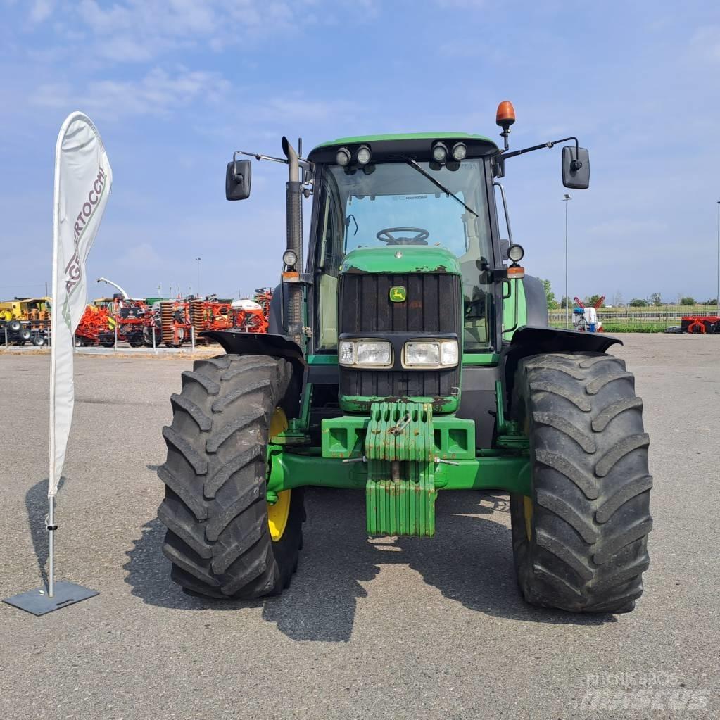 John Deere 6920 S Tractoare